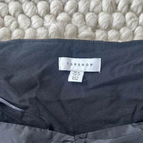 Topshop Black Puff Sleeve Blouse - Picture 2 of 4